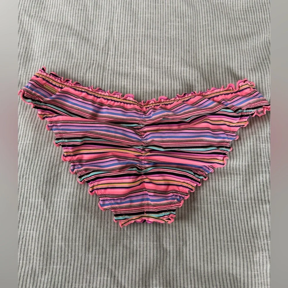 VS The Fabulous Bikini Set - Picture 3 of 6